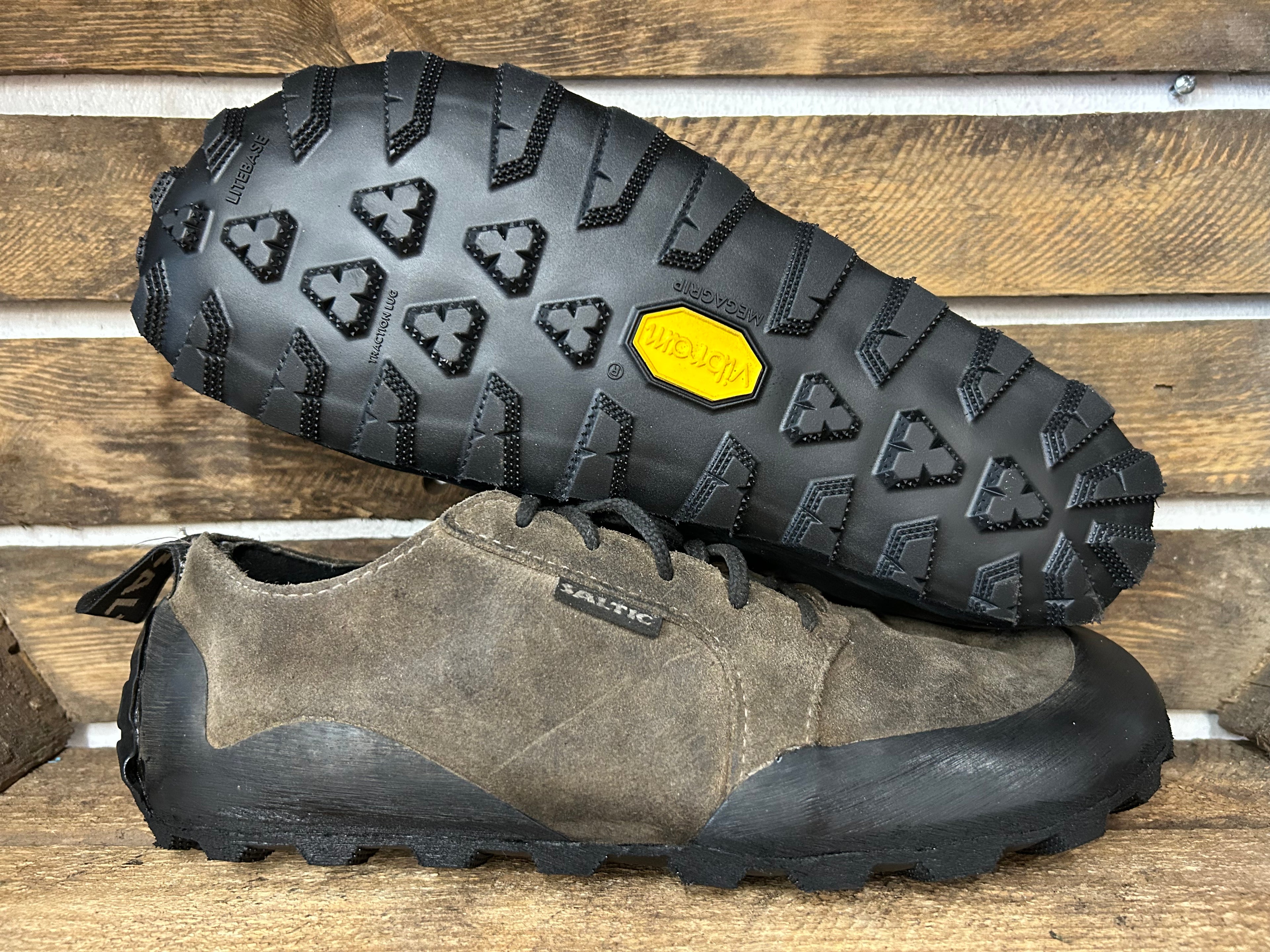 Vibram Resoling Trail 1406 - The Key Cobbler