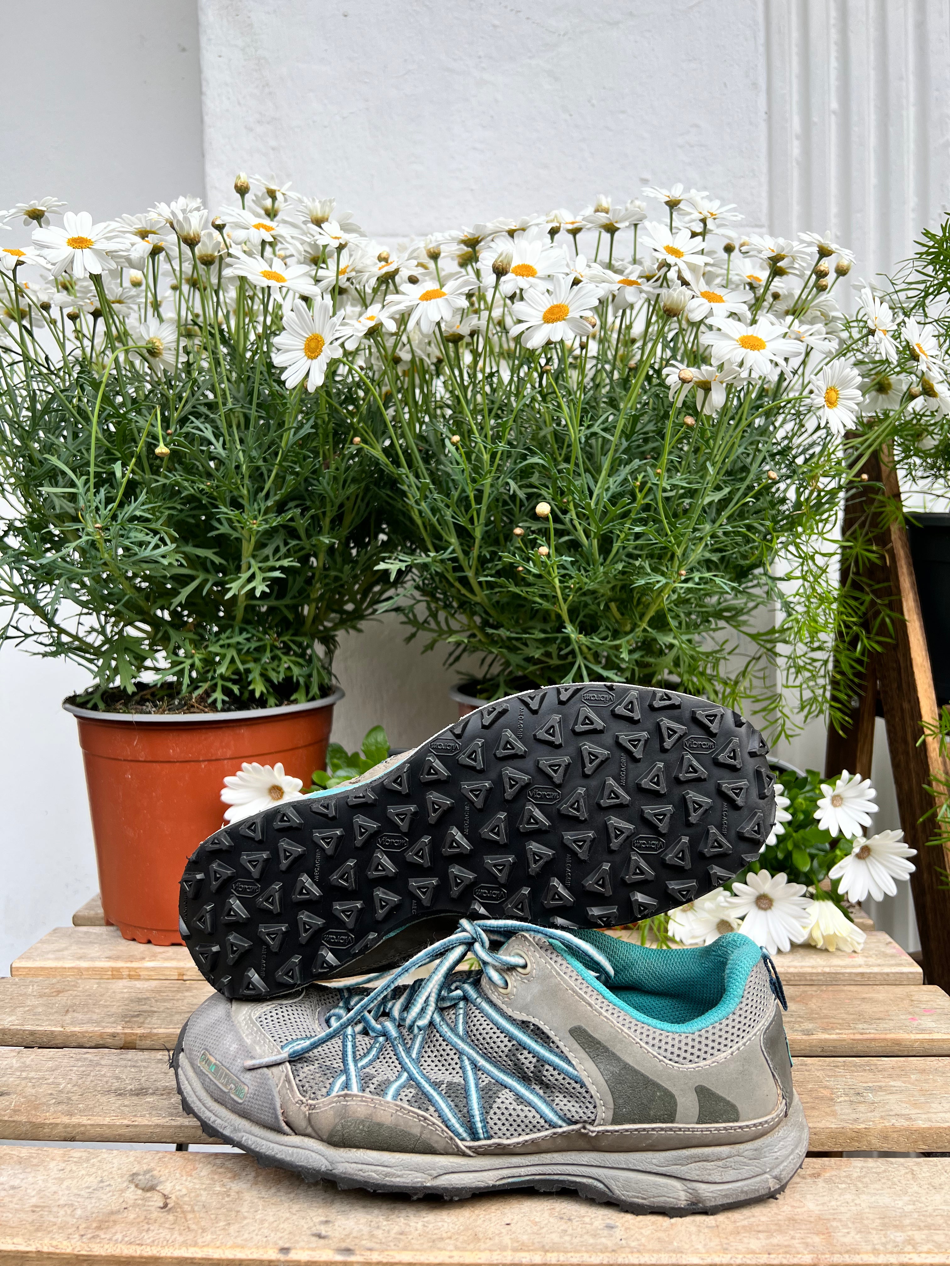 Vibram Megalug | Trainer & Outdoor Shoe Resole